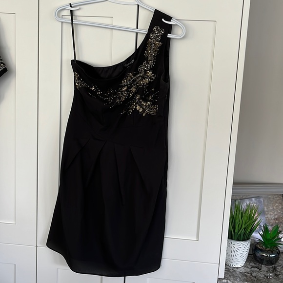 One shoulder mini black sparkle dress from forever 21. Size medium. - Picture 1 of 4